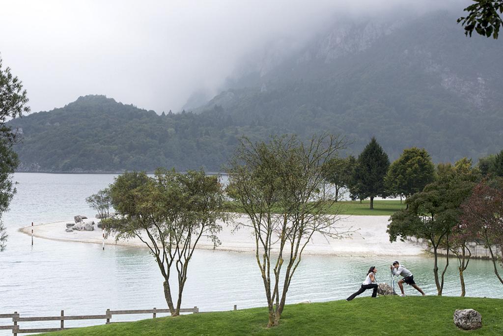Lake&Nature Hotel Gloria Molveno Eksteriør bilde